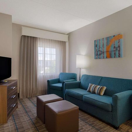 Mainstay Suites Wilmington - University Area Eksteriør bilde