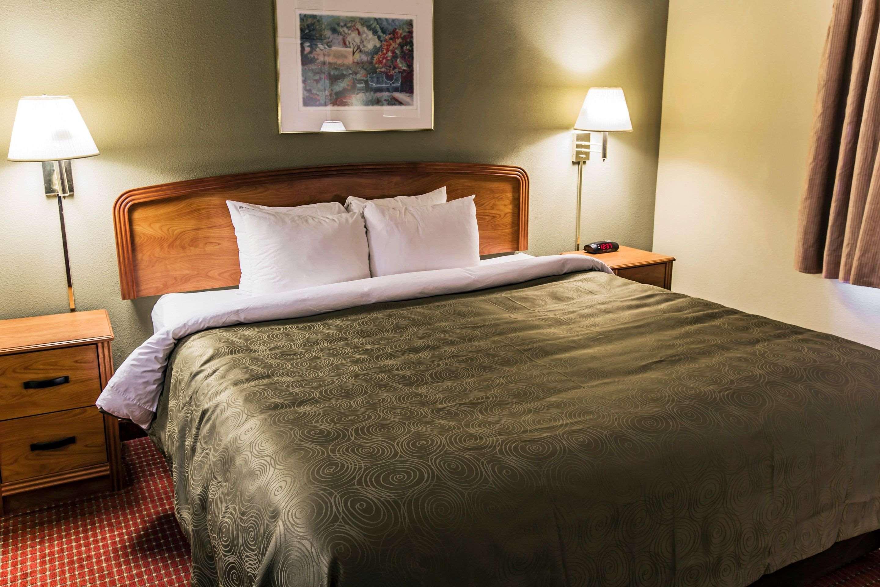 Mainstay Suites Wilmington - University Area Eksteriør bilde