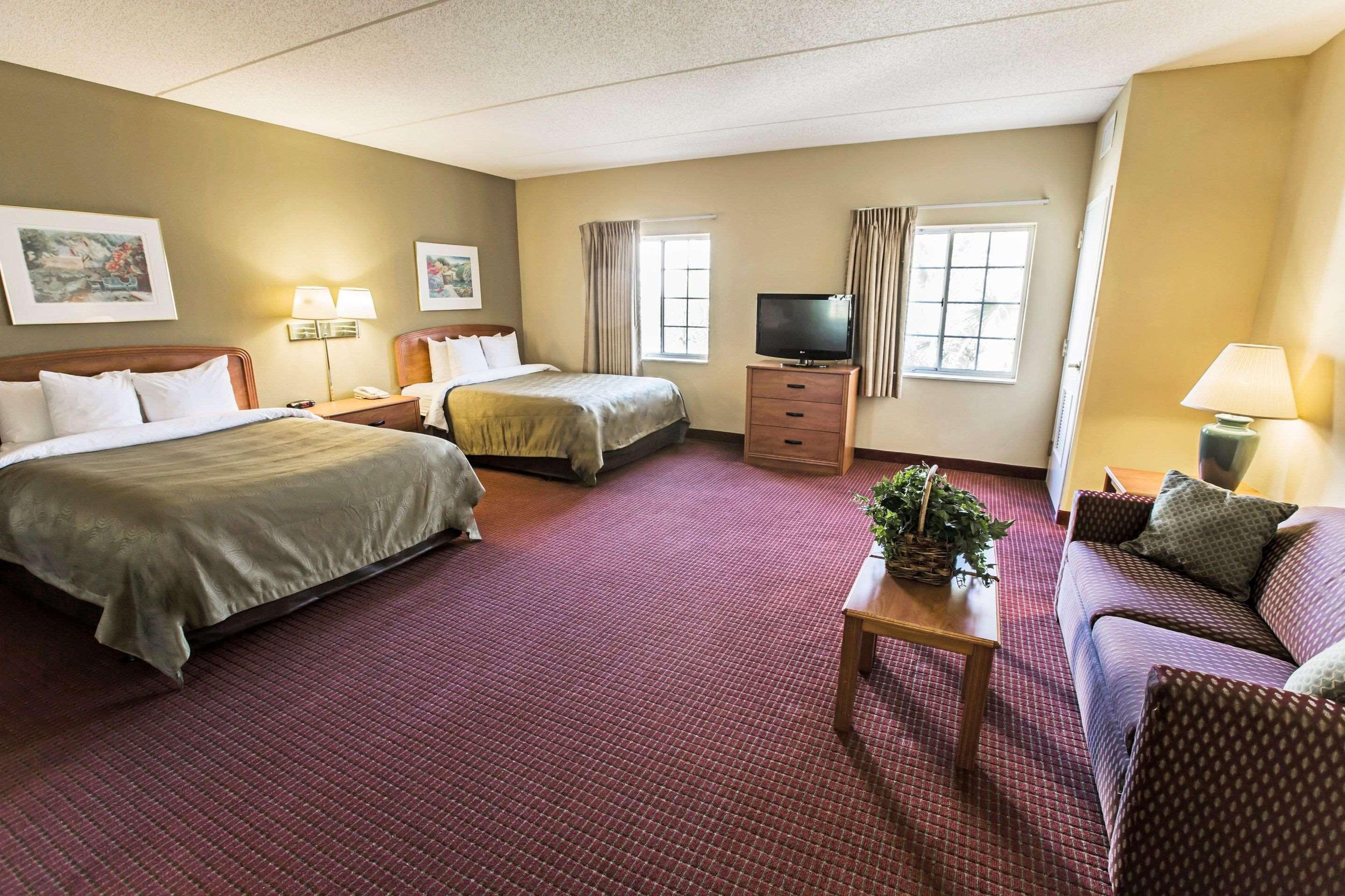 Mainstay Suites Wilmington - University Area Eksteriør bilde