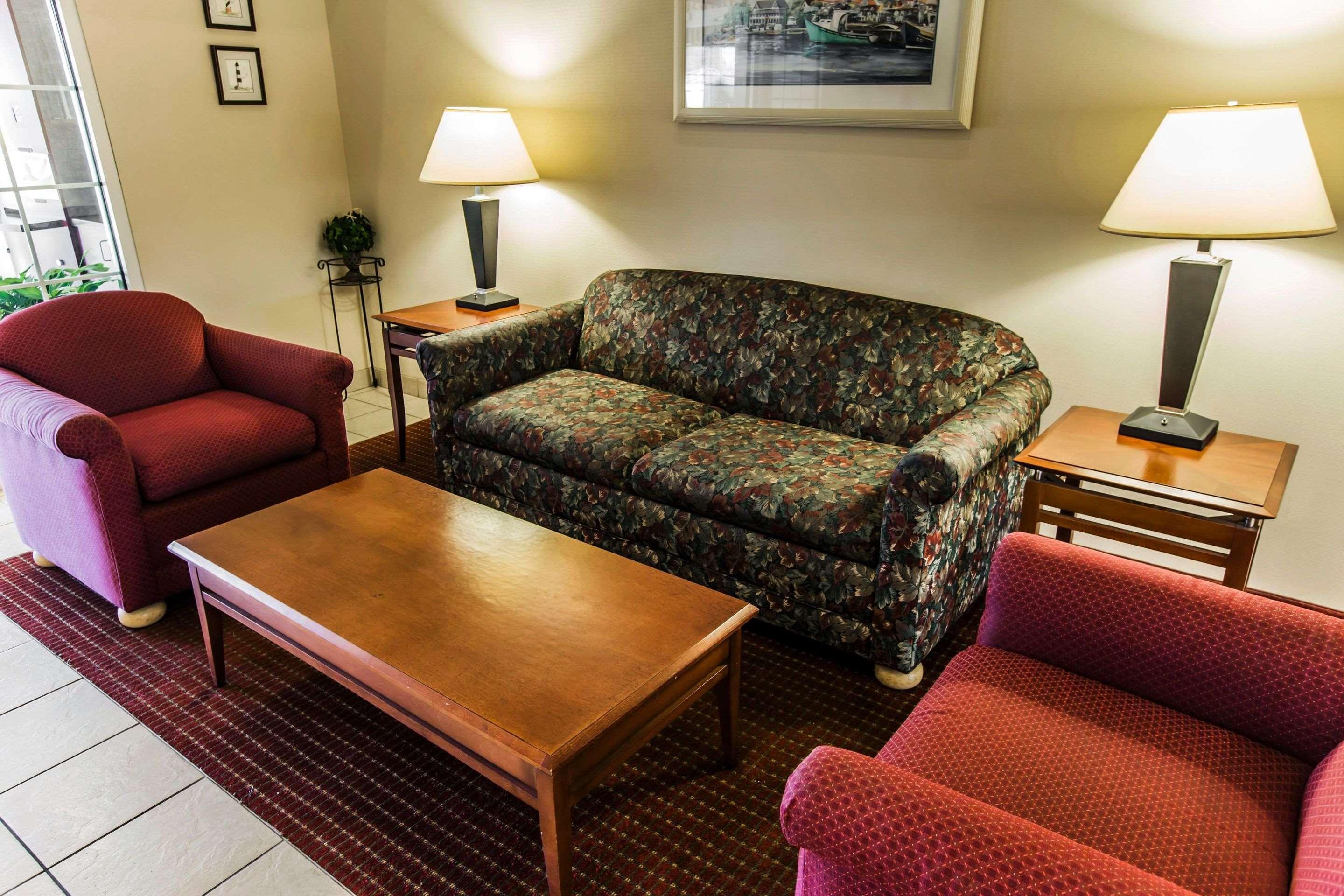 Mainstay Suites Wilmington - University Area Eksteriør bilde