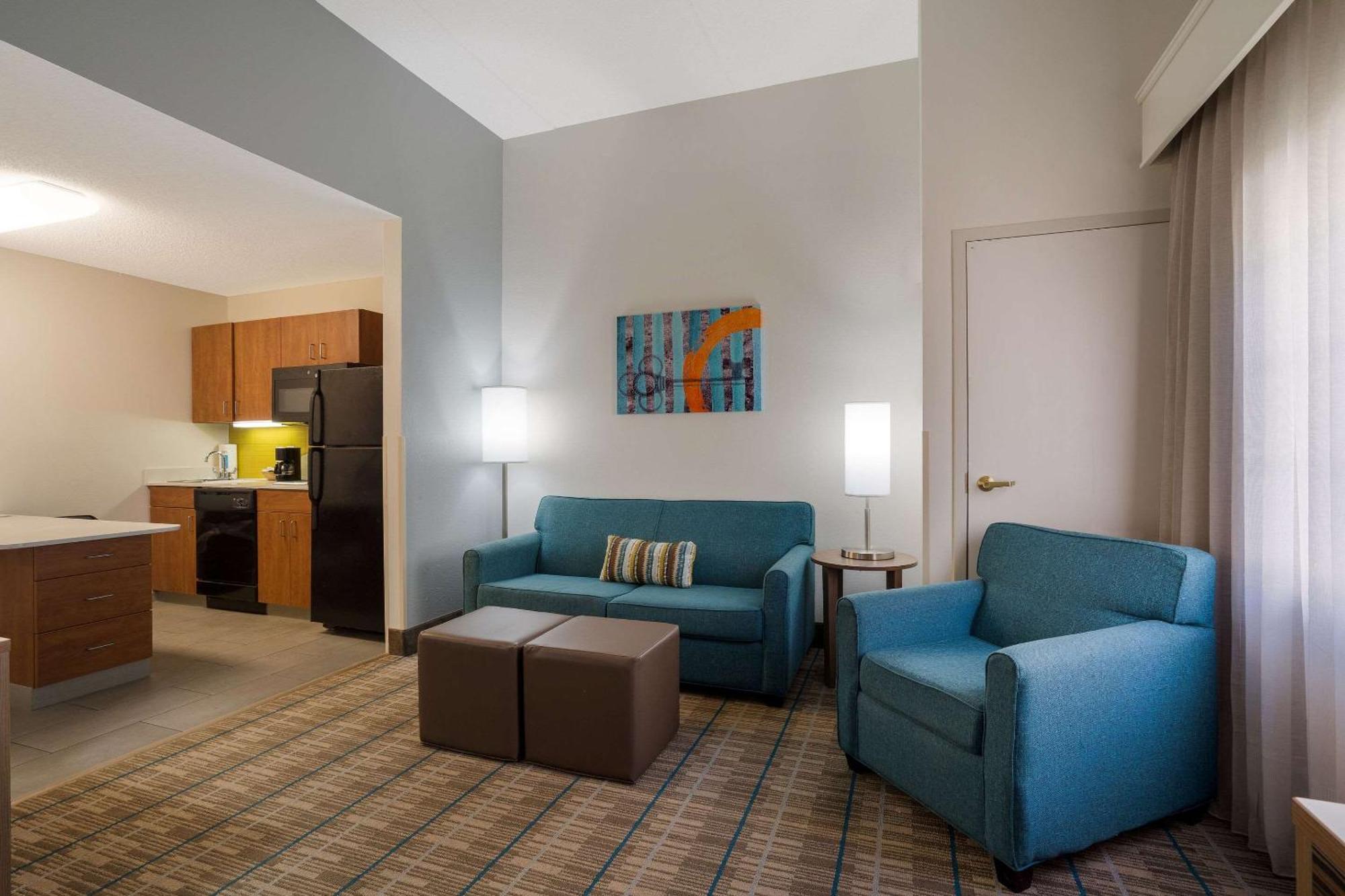 Mainstay Suites Wilmington - University Area Eksteriør bilde