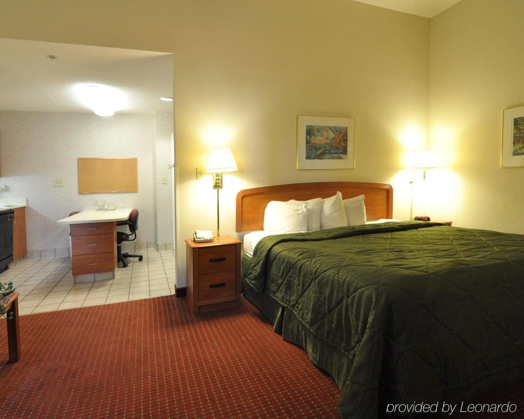Mainstay Suites Wilmington - University Area Eksteriør bilde