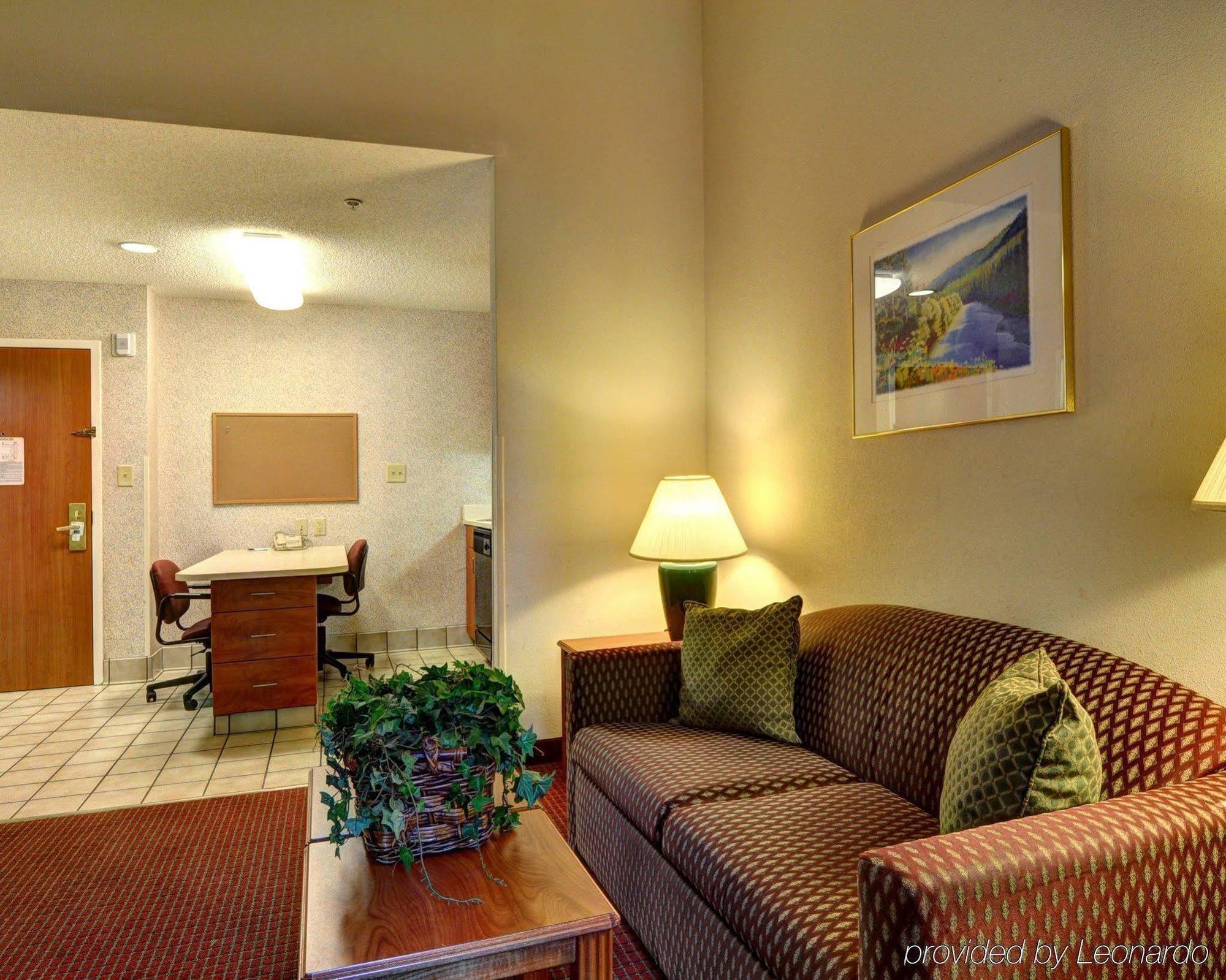 Mainstay Suites Wilmington - University Area Eksteriør bilde