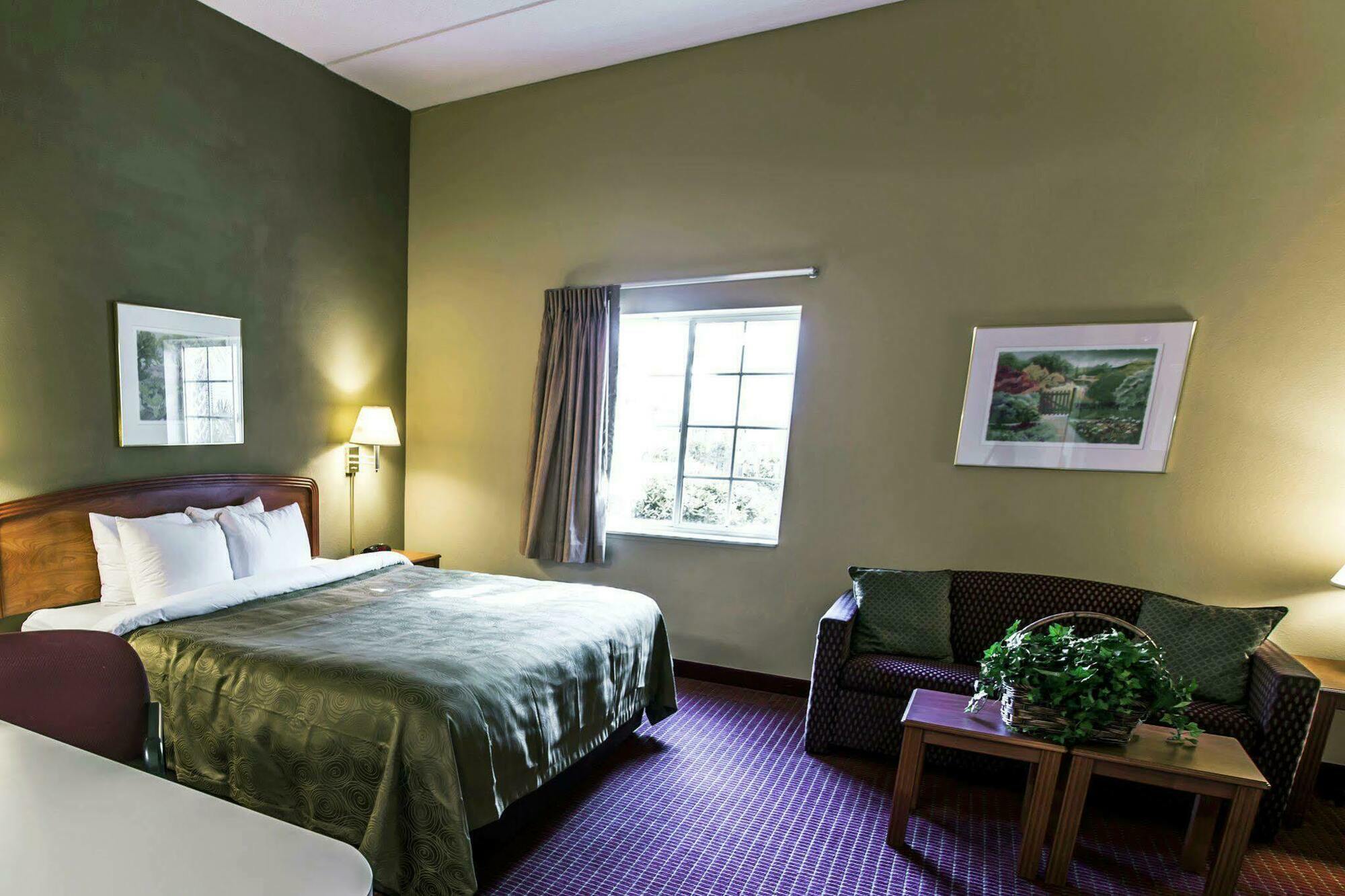 Mainstay Suites Wilmington - University Area Eksteriør bilde